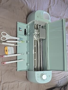 Cricut Mint Cutting Machine with Matching Tools-Used Twice